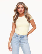 Lichtgele Basic T-shirt met Korte Mouwen en Ronde Hals – Stretchy Dubbel Gevoerd Casual Shirt 1